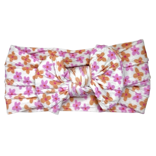 Spring Daisy Smaller Cable Knit Bow